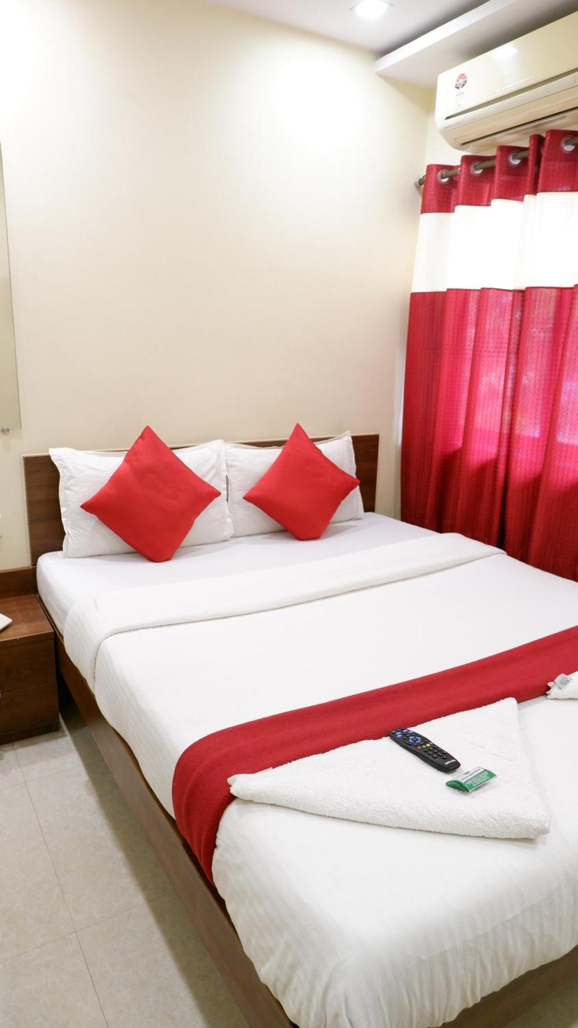 Hotel Briteway Mumbai Exterior photo